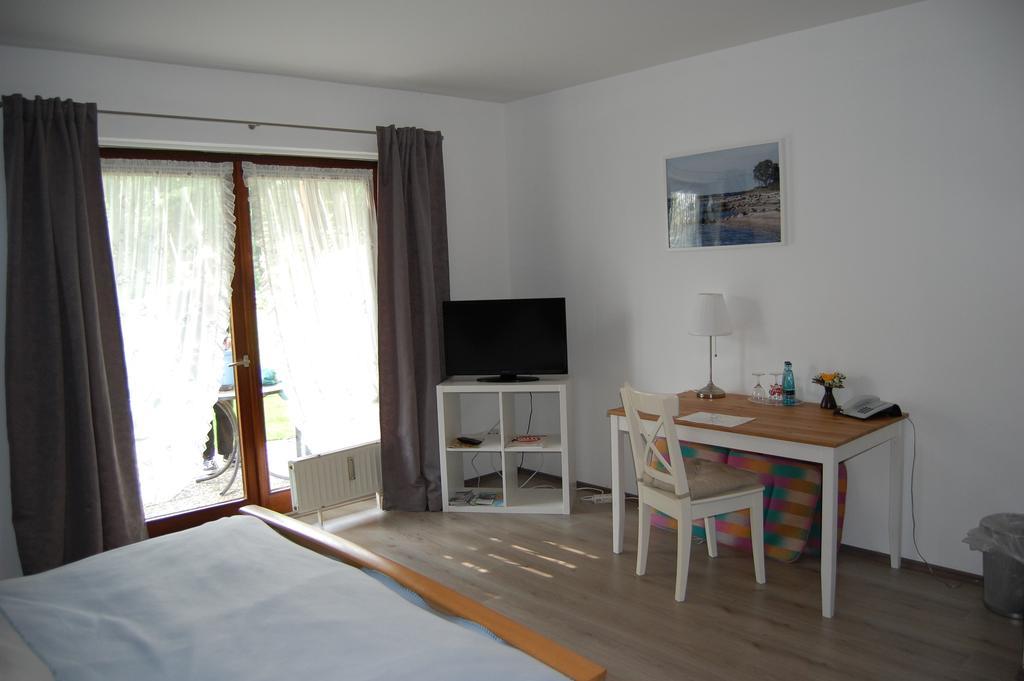 Hotel & Restaurant Schlei-Liesel Güby Buitenkant foto