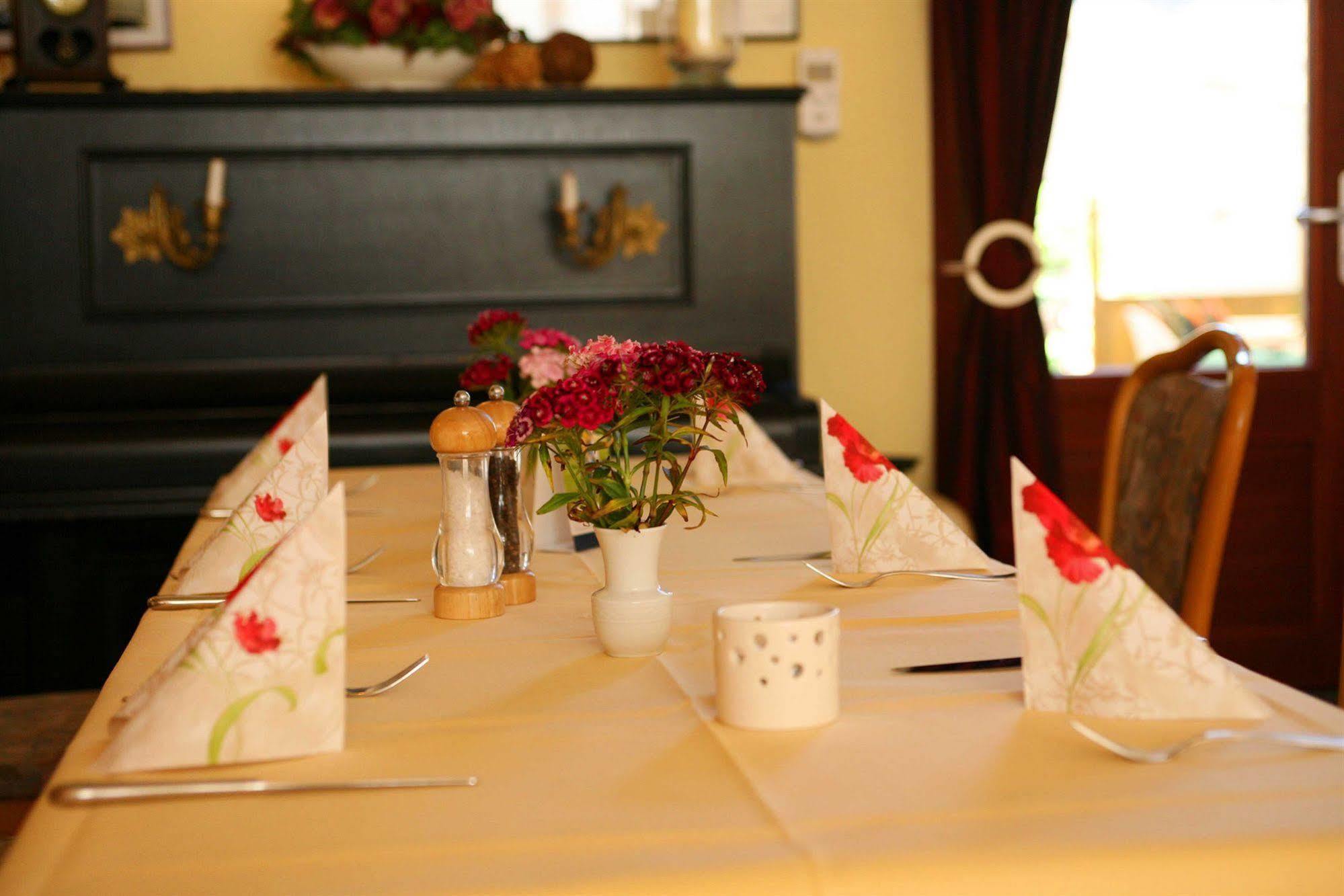 Hotel & Restaurant Schlei-Liesel Güby Buitenkant foto